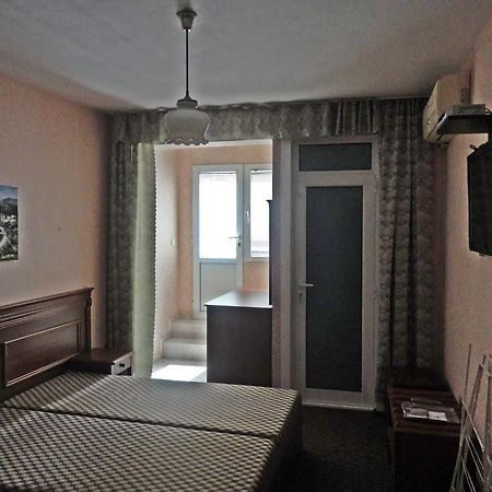 Guest Rooms Casa Luba Sveti Vlas Kamer foto