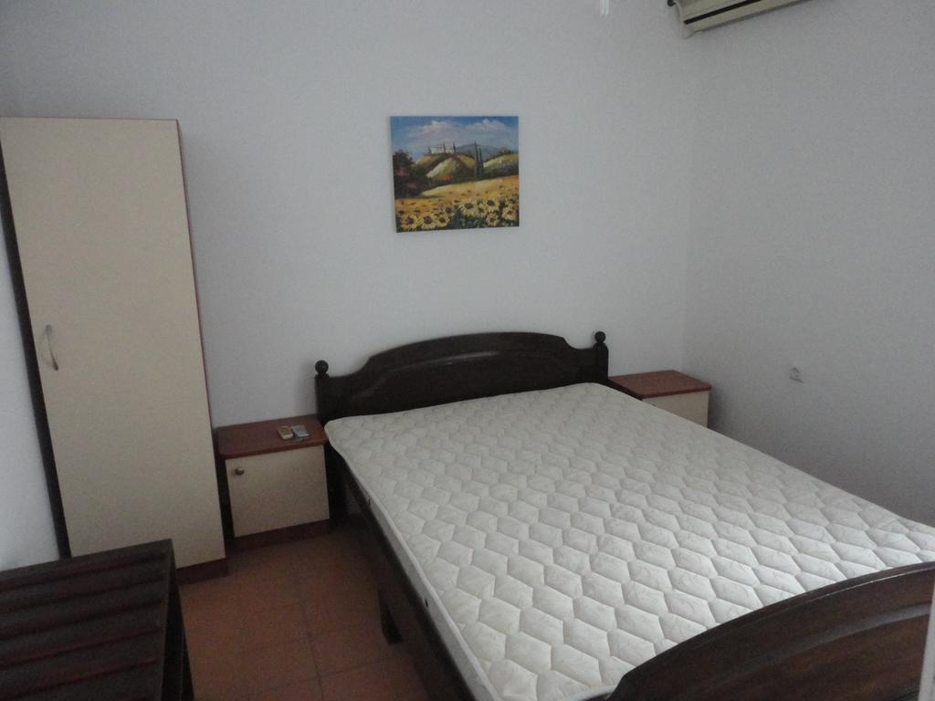 Guest Rooms Casa Luba Sveti Vlas Kamer foto