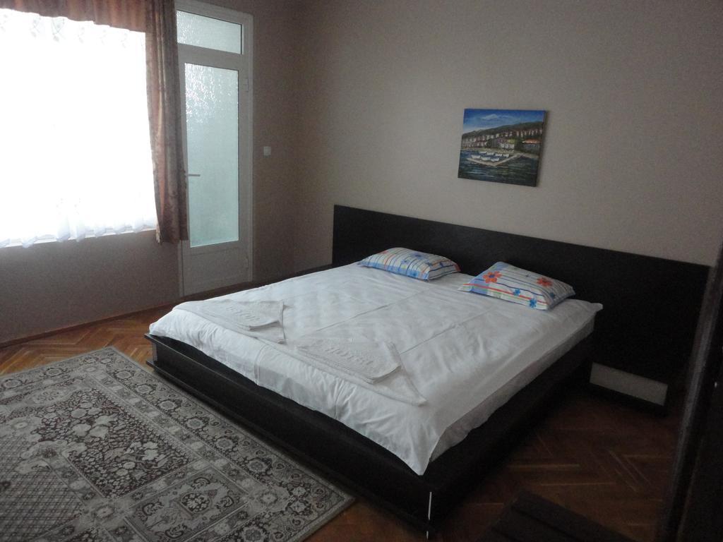 Guest Rooms Casa Luba Sveti Vlas Kamer foto