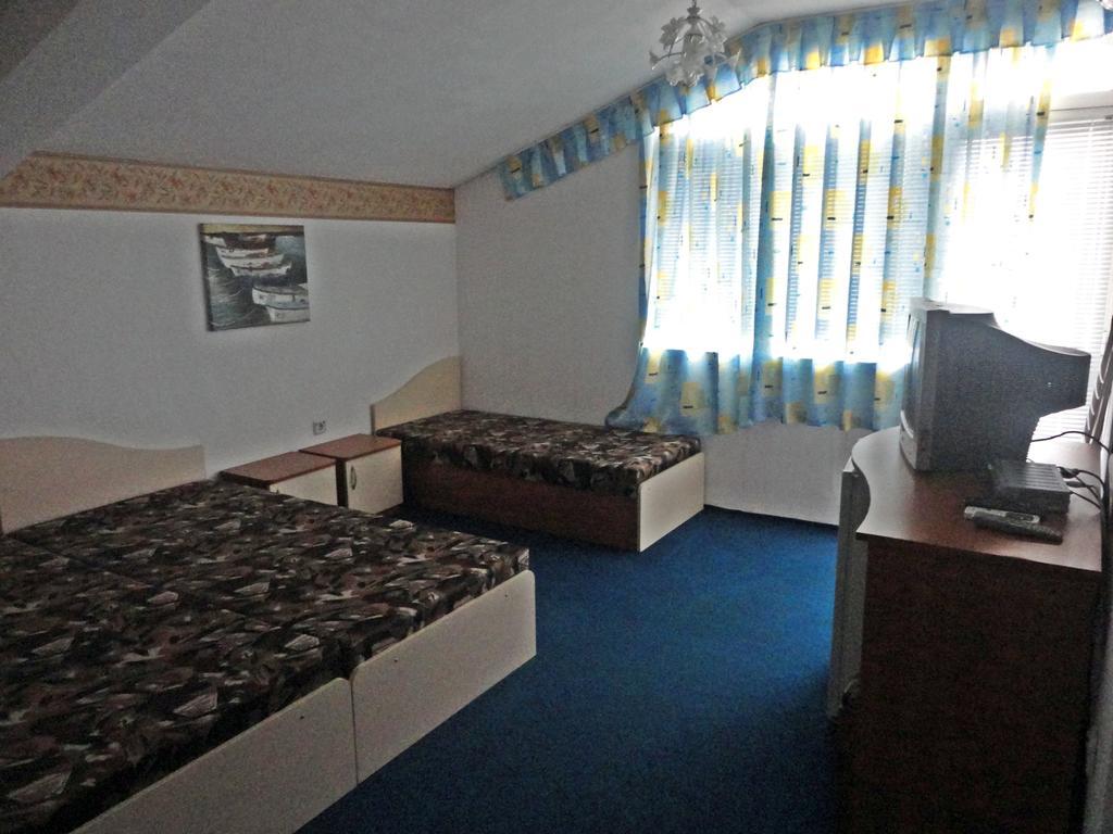 Guest Rooms Casa Luba Sveti Vlas Kamer foto