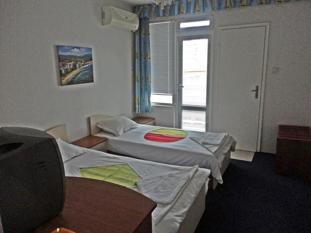 Guest Rooms Casa Luba Sveti Vlas Kamer foto